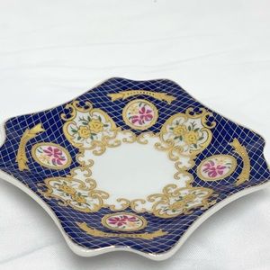 👑🏰Royal Vienna - Vintage Small Porcelain Saucer Plate.